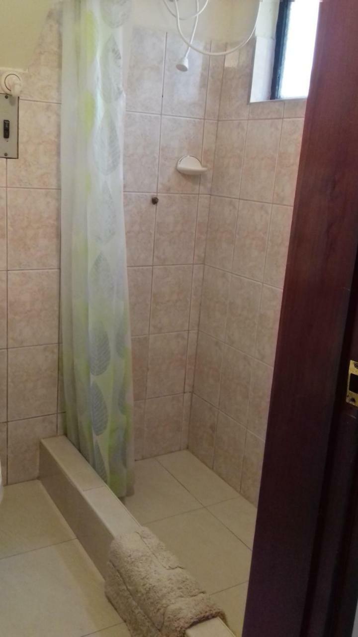 Casa Familiar Julita Hotel Ambato Luaran gambar