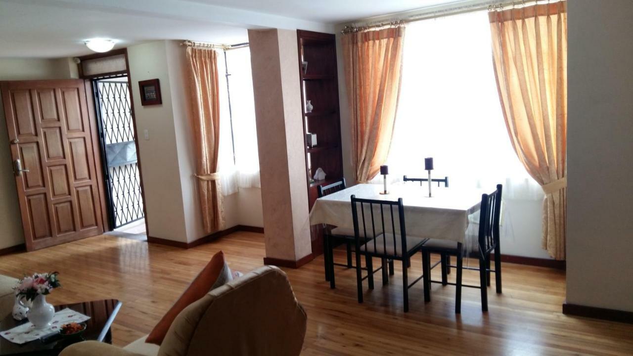 Casa Familiar Julita Hotel Ambato Luaran gambar